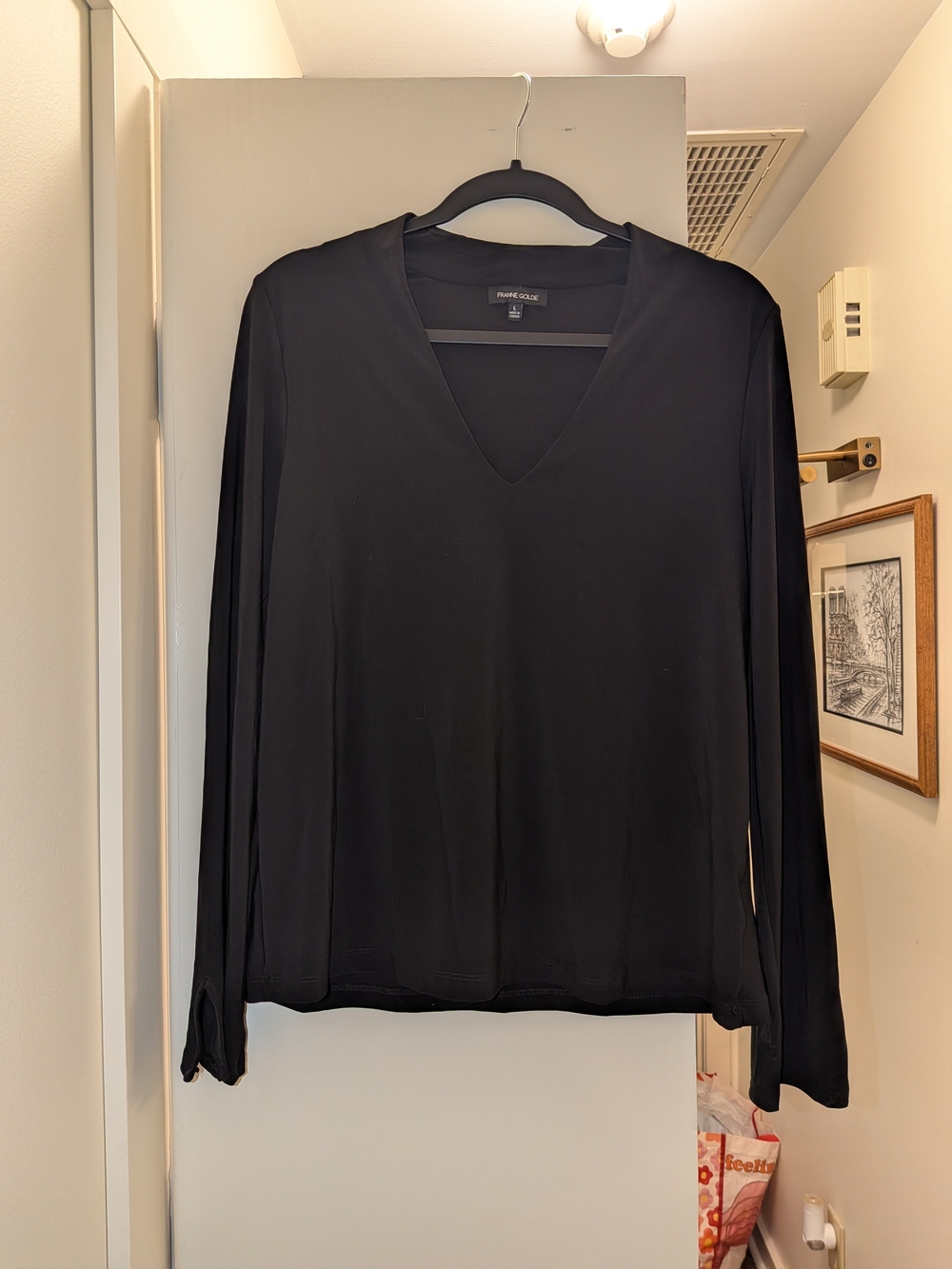 Franne Golde Black V-Neck Long Sleeve Top Size Large